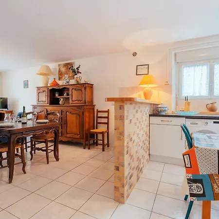 Appartement 3p 69m² A Mi-chemin Et Bourg De - Fr-1-477-130